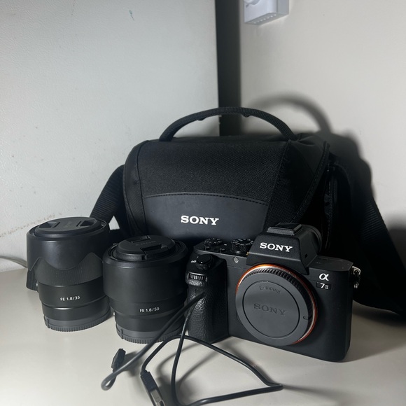 Sony Black Alpha Mirrorless Digital Camera